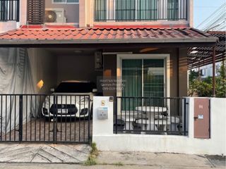 For sale 2 bedrooms townhouse in Mueang Samut Sakhon, Samut Sakhon