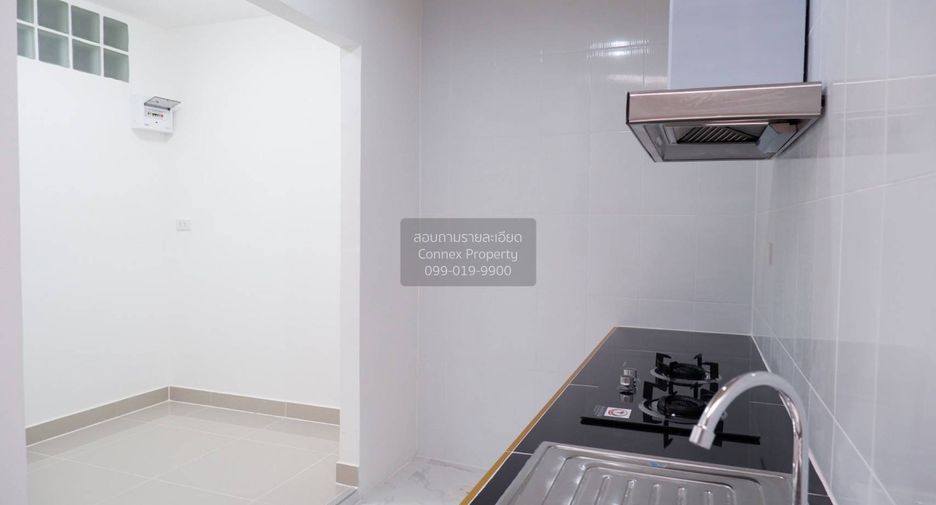For sale 3 bedrooms townhouse in Thanyaburi, Pathum Thani