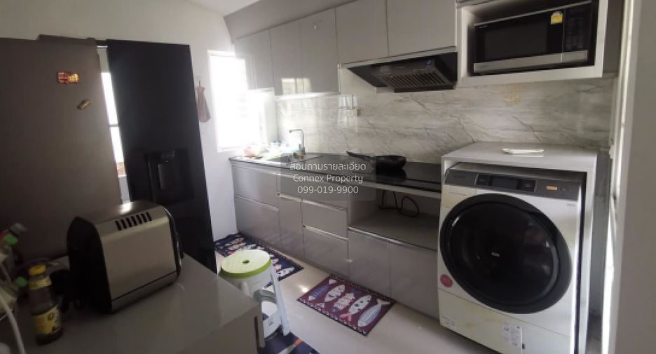 Haus zum Kauf mit 4 Zimmer in Bang Khae, Bangkok