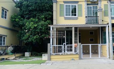 For sale 3 bedrooms townhouse in Nong Khaem, Bangkok