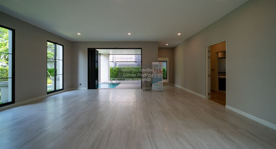 For sale 6 bedrooms house in Thawi Watthana, Bangkok