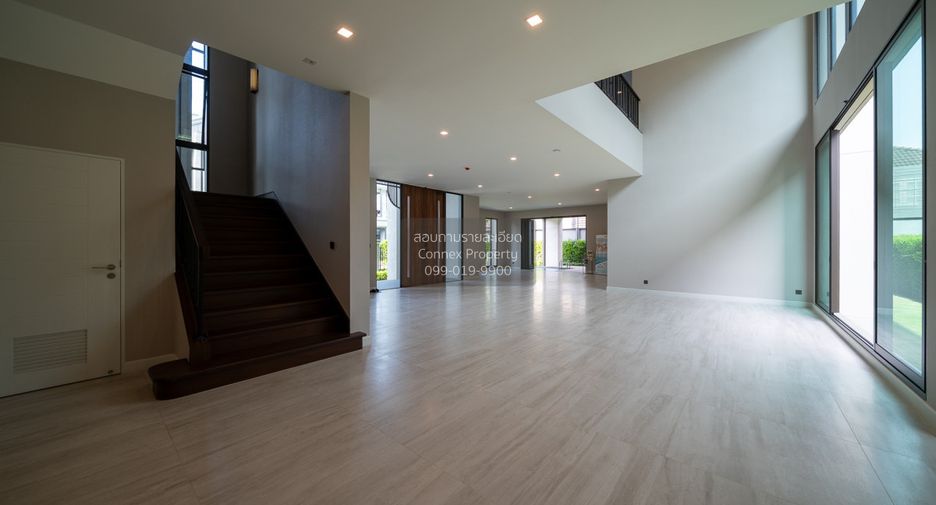 For sale 6 bedrooms house in Thawi Watthana, Bangkok