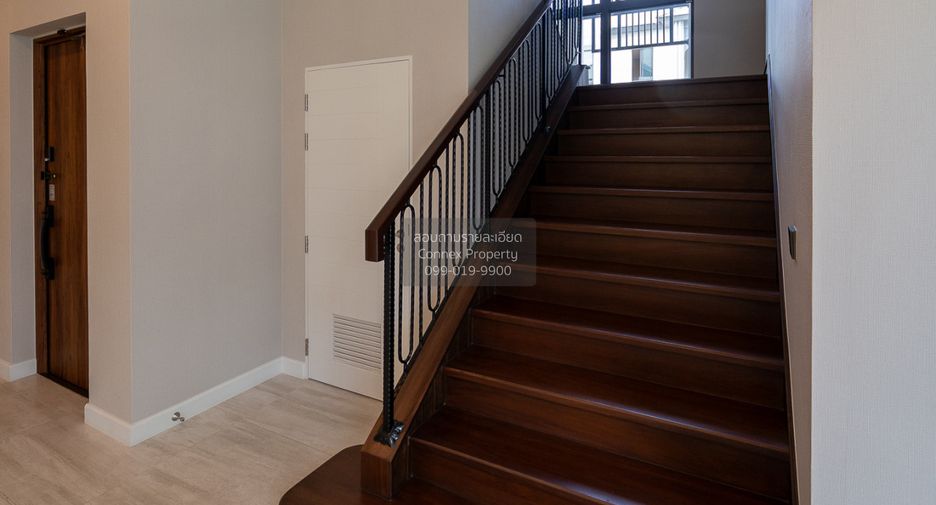 For sale 6 bedrooms house in Thawi Watthana, Bangkok
