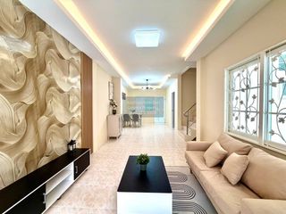 Reihenhaus zum Kauf mit 4 Zimmer in Mueang Samut Prakan, Samut Prakan
