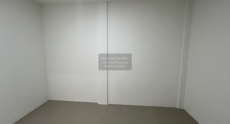 Casa adosada en venta de 3 habitaciones en Mueang Samut Prakan, Samut Prakan