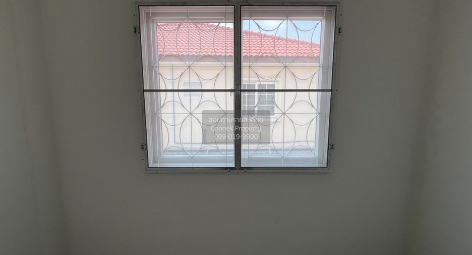 Casa adosada en venta de 3 habitaciones en Mueang Samut Prakan, Samut Prakan