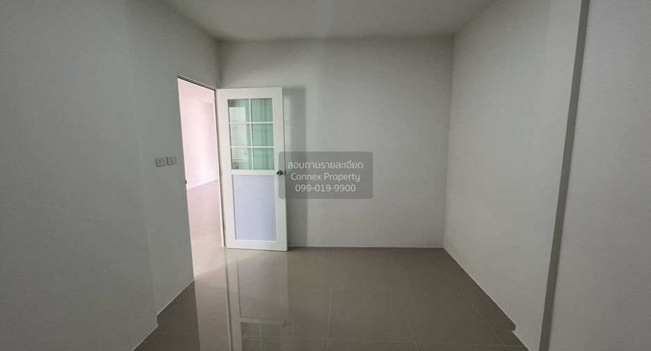 Casa adosada en venta de 3 habitaciones en Mueang Samut Prakan, Samut Prakan