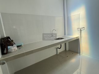 For sale 3 bedrooms townhouse in Mueang Samut Prakan, Samut Prakan
