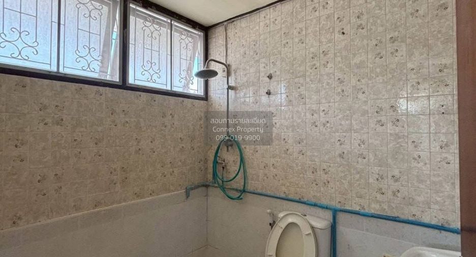 À vendre 5 chambres maison à Wang Thonglang, Bangkok