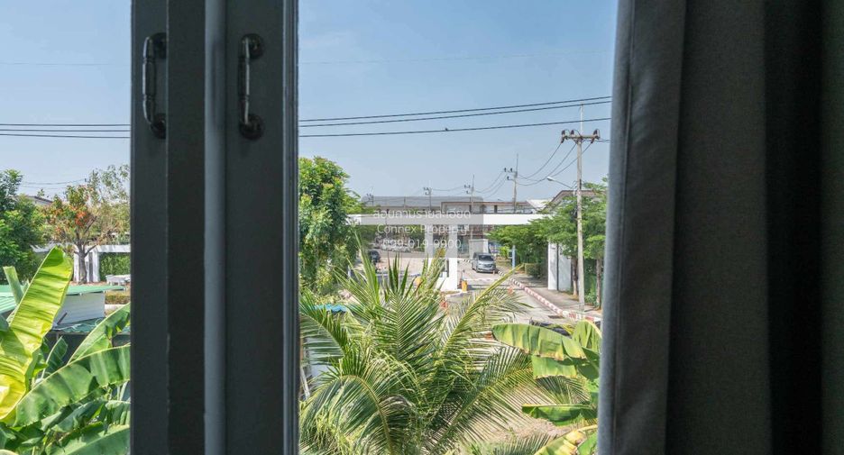 For sale 3 bedrooms townhouse in Lam Luk Ka, Pathum Thani