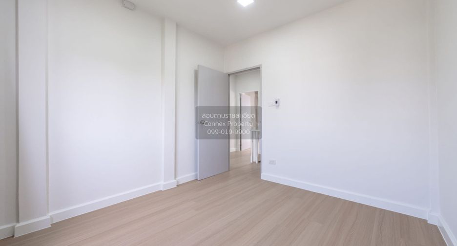 For sale 3 bedrooms townhouse in Lam Luk Ka, Pathum Thani