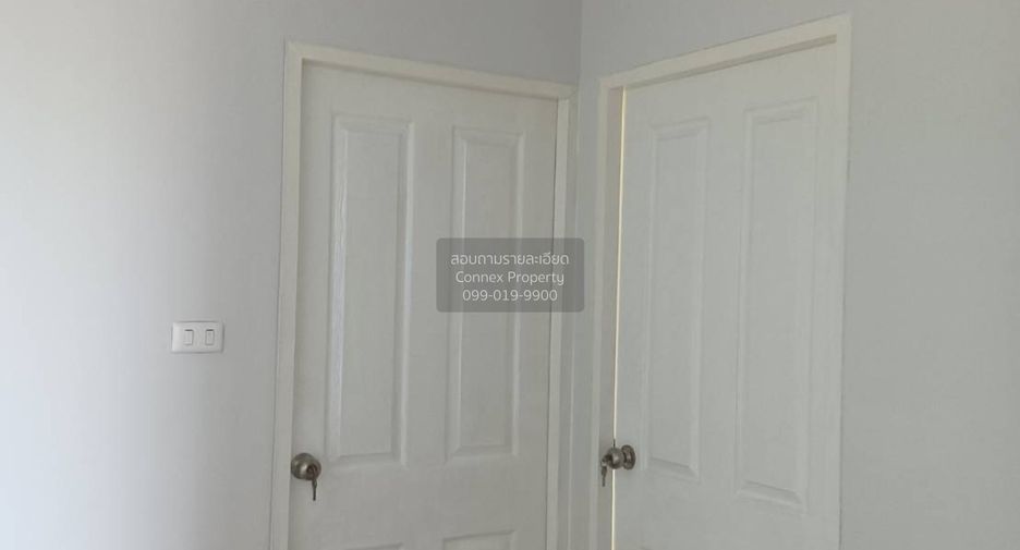 For sale 3 bedrooms townhouse in Min Buri, Bangkok