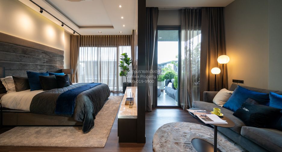 For sale 4 bedrooms house in Taling Chan, Bangkok