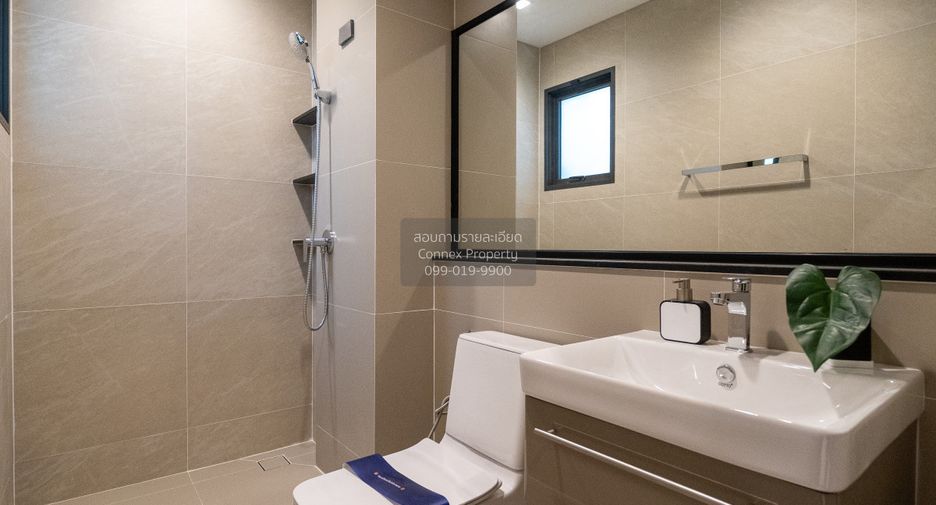 For sale 4 bedrooms house in Taling Chan, Bangkok