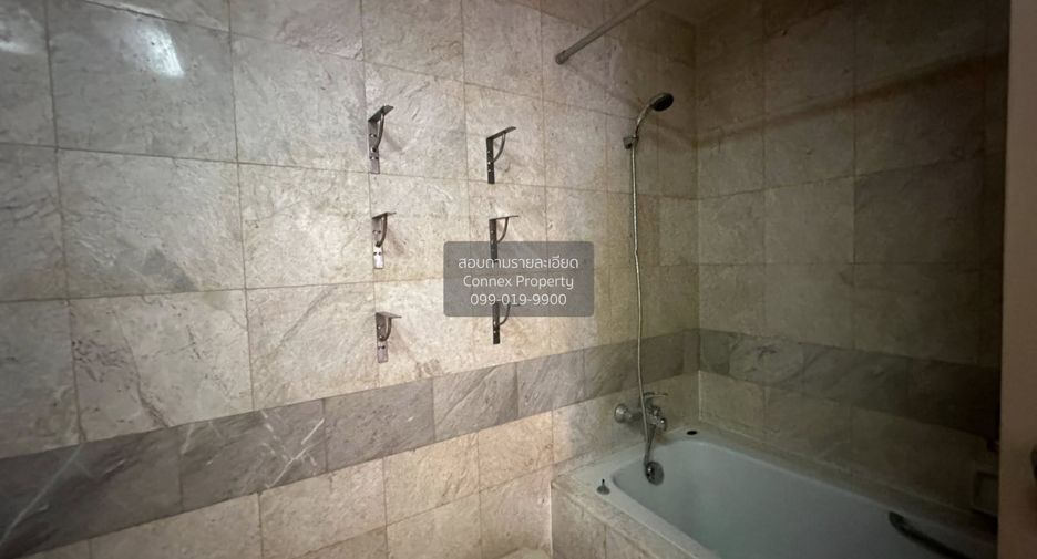 À vendre 1 chambre condo à Khlong Toei, Bangkok