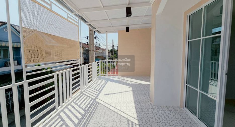 For sale 5 bedrooms townhouse in Bang Bua Thong, Nonthaburi