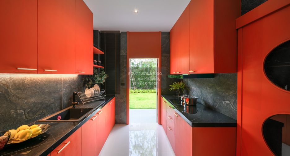 For sale 4 bedrooms house in Pak Kret, Nonthaburi