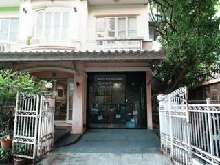 Продажа 3 спальни таунхаус в Кхлонг Сам Ща, Бангкок