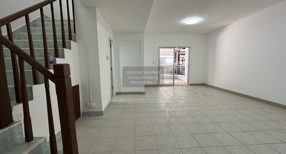 For sale 3 ベッドルーム townhouse in Mueang Samut Prakan, Samut Prakan