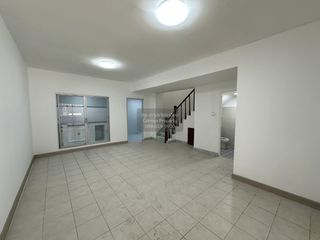Reihenhaus zum Kauf mit 3 Zimmer in Mueang Samut Prakan, Samut Prakan