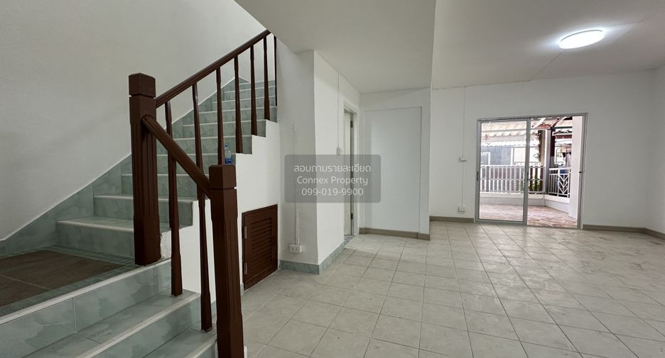 For sale 3 ベッドルーム townhouse in Mueang Samut Prakan, Samut Prakan