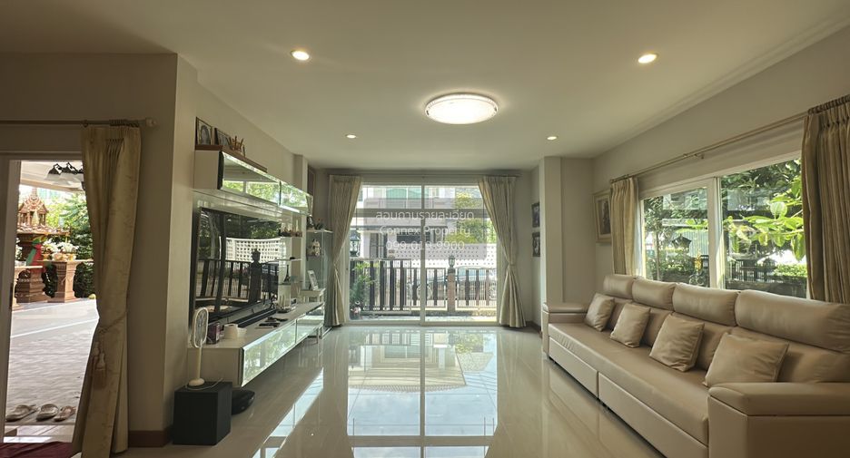 Haus zum Kauf mit 3 Zimmer in Thanyaburi, Pathum Thani