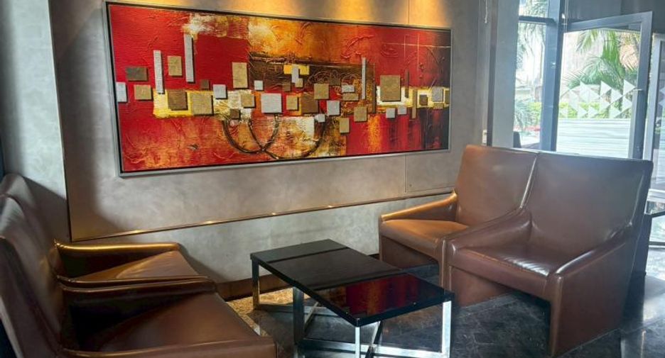 For sale 1 bed condo in Khlong San, Bangkok