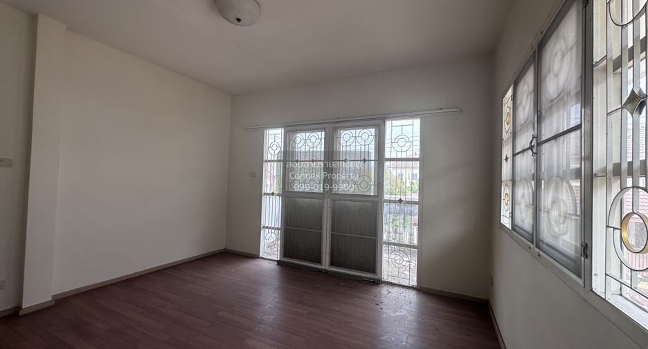 Haus zum Kauf mit 3 Zimmer in Thanyaburi, Pathum Thani