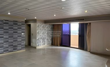 For sale 3 bedrooms condo in Suan Luang, Bangkok