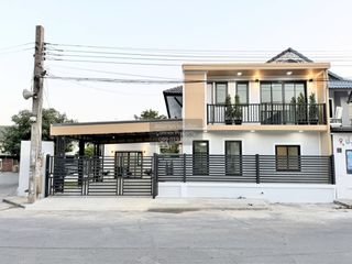 For sale 5 bedrooms house in Bang Bua Thong, Nonthaburi