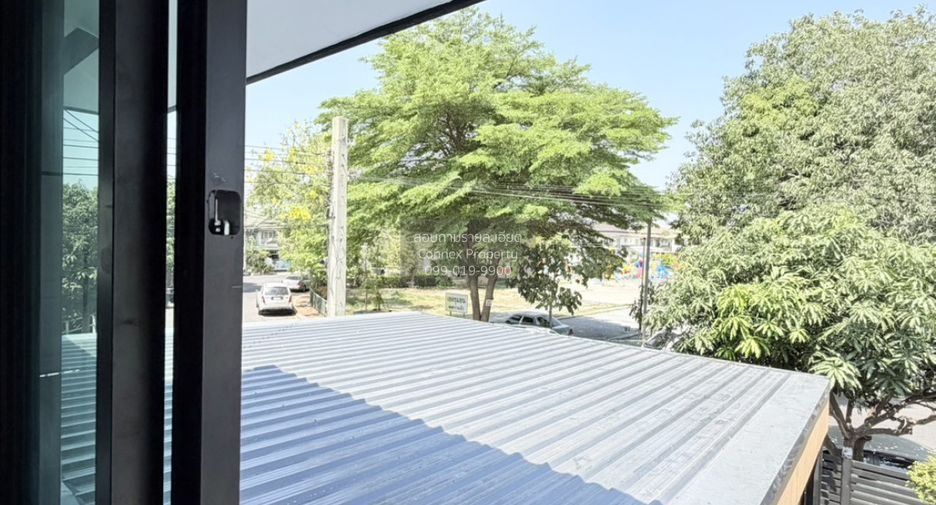 For sale 5 bedrooms house in Bang Bua Thong, Nonthaburi