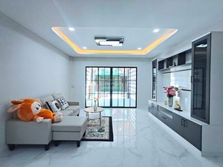 For sale 2 bedrooms townhouse in Lat Krabang, Bangkok