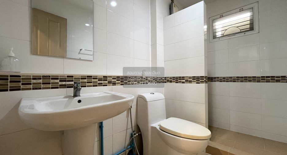 Продажа 3 спальни дом в Банг Кхун Тхиан, Бангкок