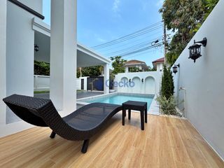 For sale 5 ベッドルーム house in Bang Lamung, Chonburi
