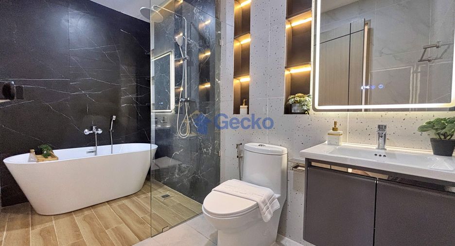 For sale 5 ベッドルーム house in Bang Lamung, Chonburi