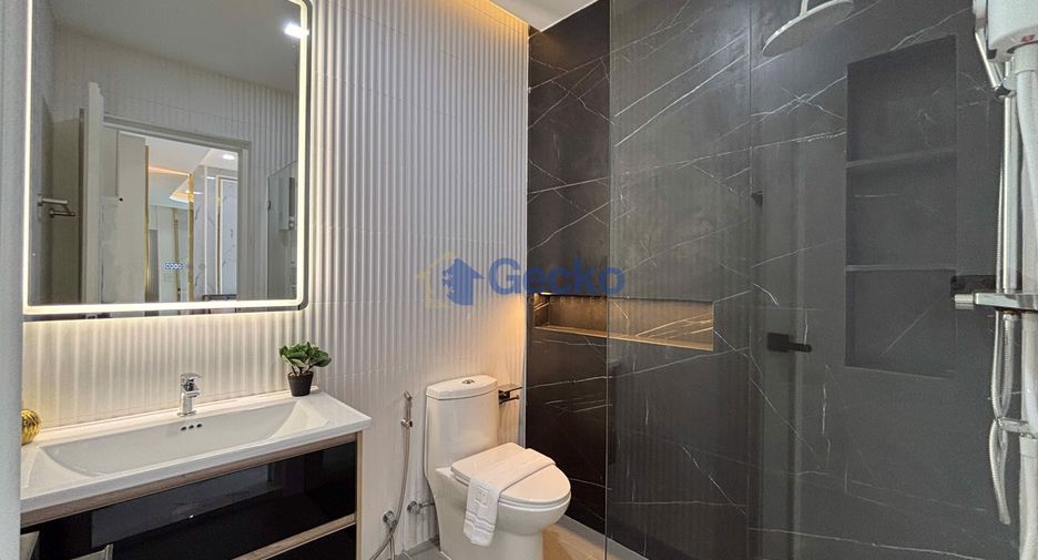 For sale 5 ベッドルーム house in Bang Lamung, Chonburi