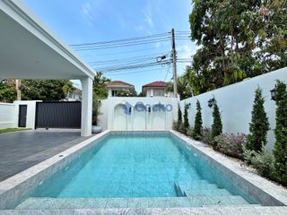 For sale 5 ベッドルーム house in Bang Lamung, Chonburi