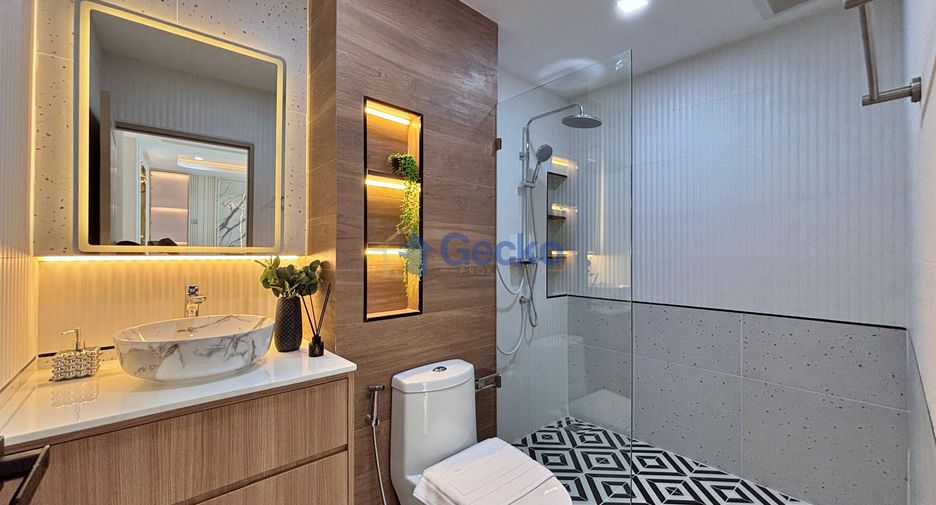 For sale 5 ベッドルーム house in Bang Lamung, Chonburi