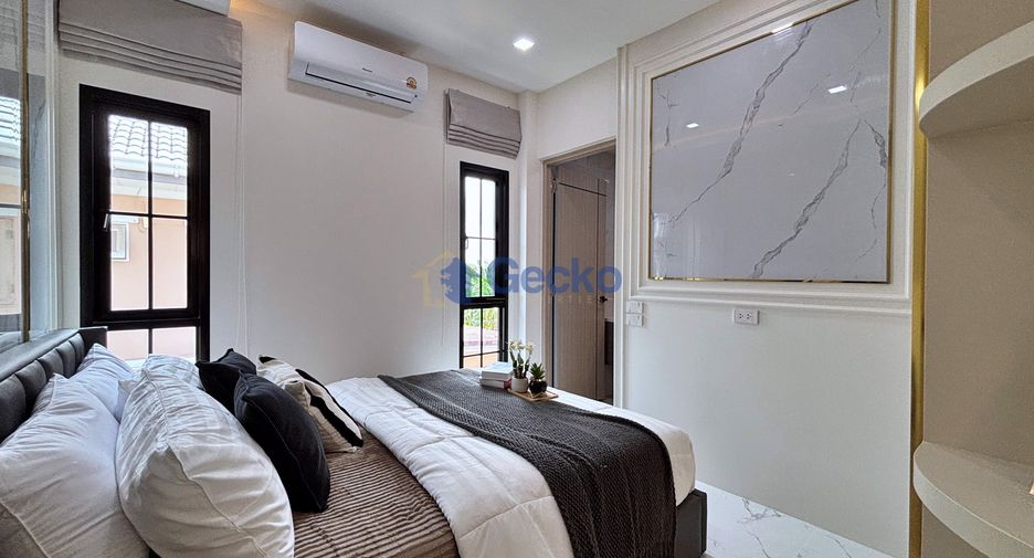 For sale 5 ベッドルーム house in Bang Lamung, Chonburi