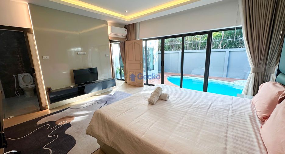 Casa en alquiler de 5 habitaciones en Bang Lamung, Chonburi