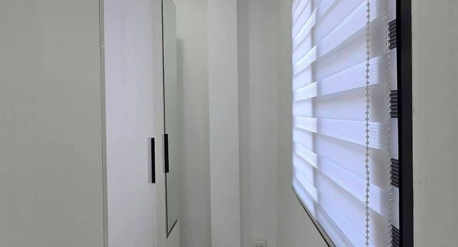 À vendre et à louer 4 chambres villa à Bang Lamung, Chonburi