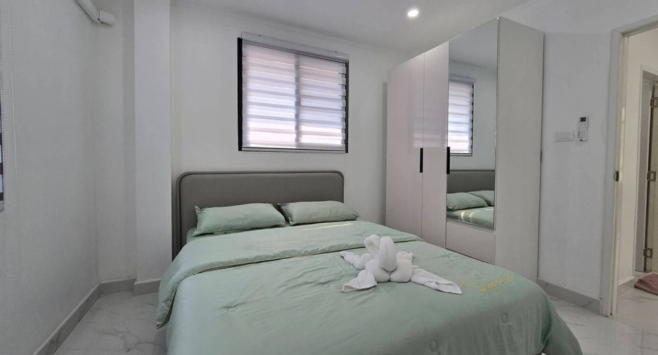 À vendre et à louer 4 chambres villa à Bang Lamung, Chonburi