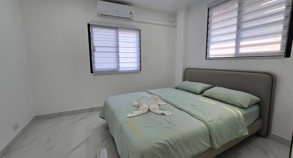 À vendre et à louer 4 chambres villa à Bang Lamung, Chonburi