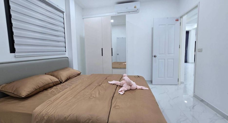 À vendre et à louer 4 chambres villa à Bang Lamung, Chonburi