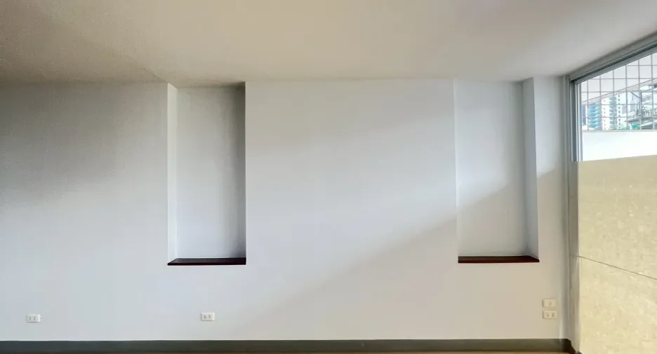 For rent office in Khlong Toei, Bangkok