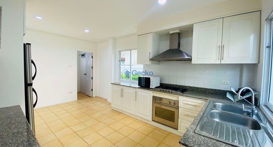For sale 3 bedrooms house in Bang Lamung, Chonburi