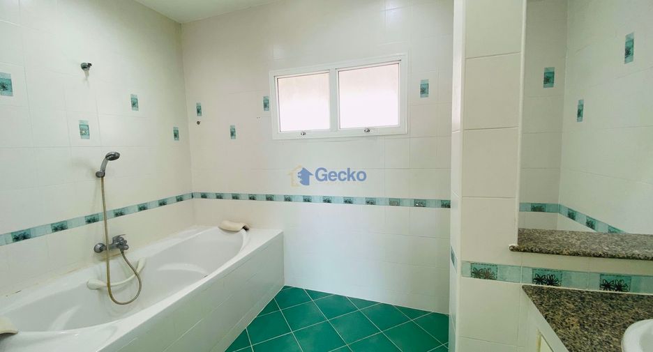 For sale 3 bedrooms house in Bang Lamung, Chonburi