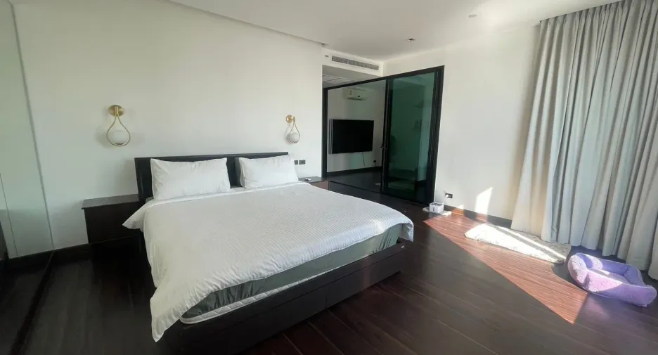 For sale 3 bedrooms condo in Bang Kho Laem, Bangkok