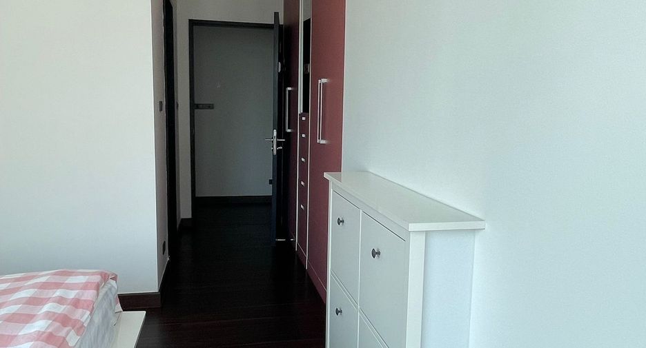 For sale 3 bedrooms condo in Bang Kho Laem, Bangkok