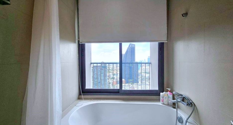 À louer et à vendre 1 chambre condo à Khlong Toei, Bangkok